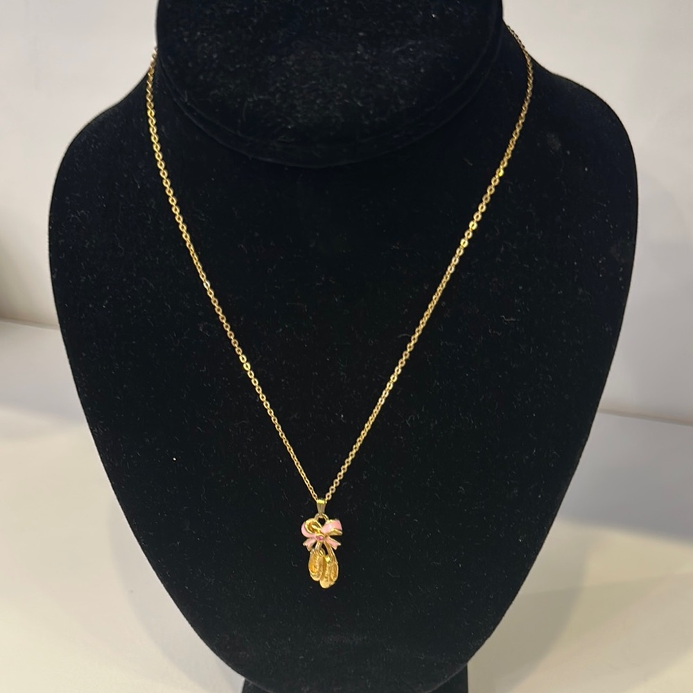 Elegant Gold and Pink Pendant Necklace - Picture 1 of 5